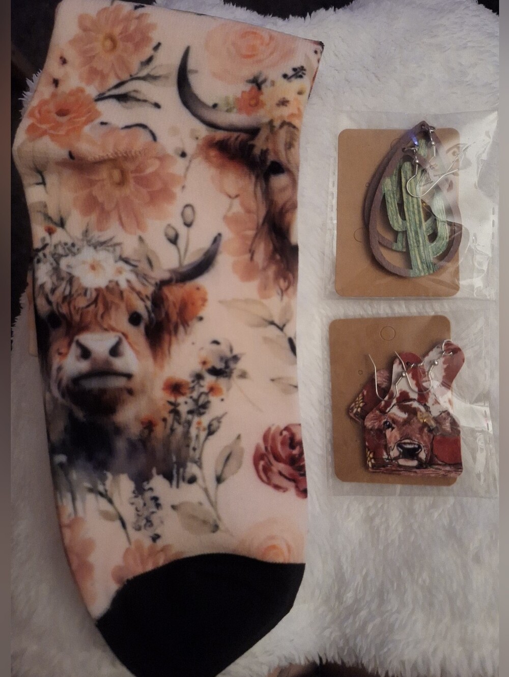 Highland Cow Bundle Of Socks & Earrings, Also Wooden Cactus Earrings NEW
